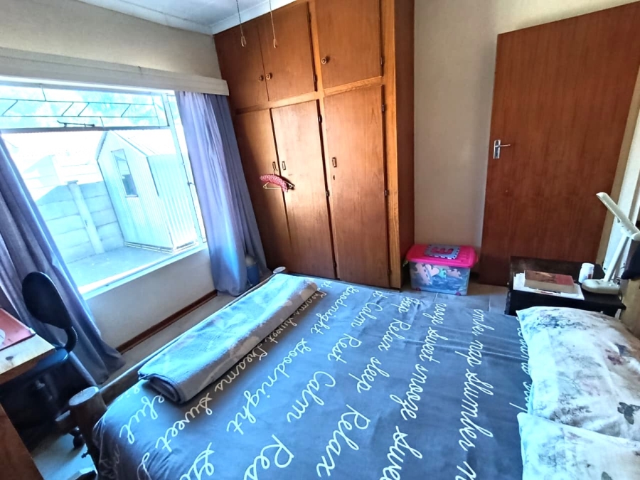4 Bedroom Property for Sale in Langenhovenpark Free State